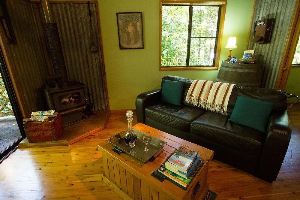 Crater Lakes Rainforest Cottages Yungaburra Holiday park