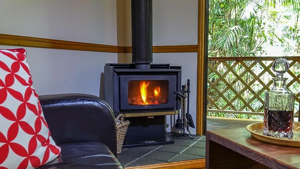 Crater Lakes Rainforest Cottages Yungaburra