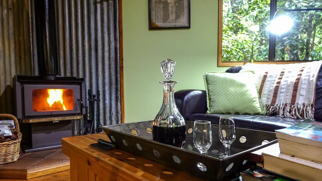 Holiday park Crater Lakes Rainforest Cottages Yungaburra